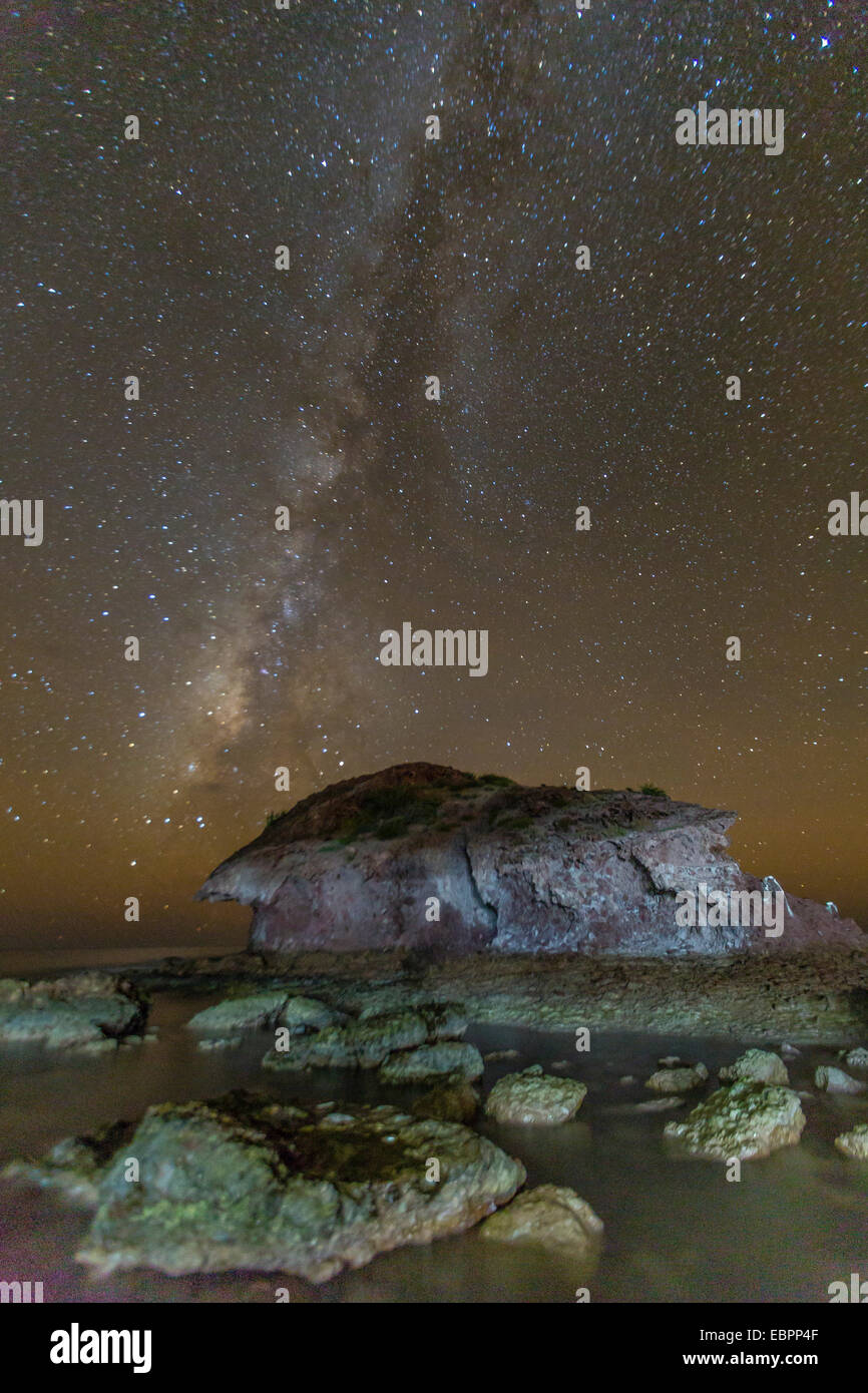 Nachtansicht der Milchstraße aus Himalaya Strand, Sonora, Mexiko, Nordamerika Stockfoto