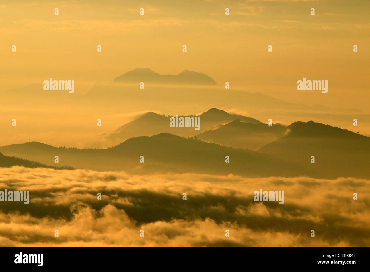 Berglandschaft im Morgenlicht, Kathmandutal, Himalaya, Annapurna, Nepal, Pokhara Stockfoto