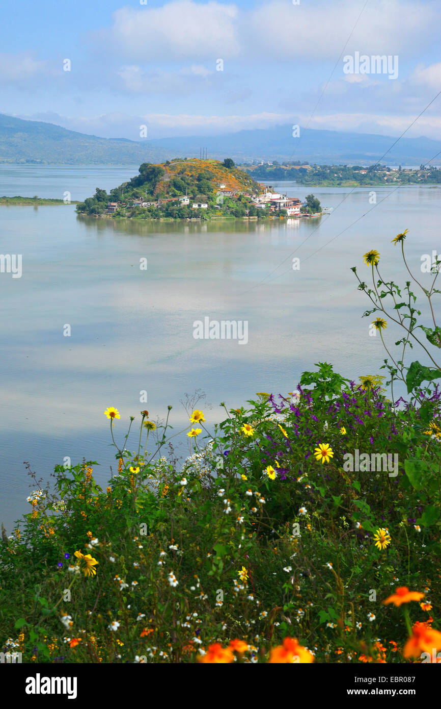 Insel in einem See, Mexiko, Michoacßn, Pßtzcuaro Stockfoto
