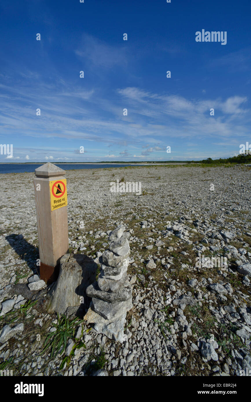 Verbotszeichen am Strand, Helgumannen, Schweden, Gotland, Färöer Stockfoto