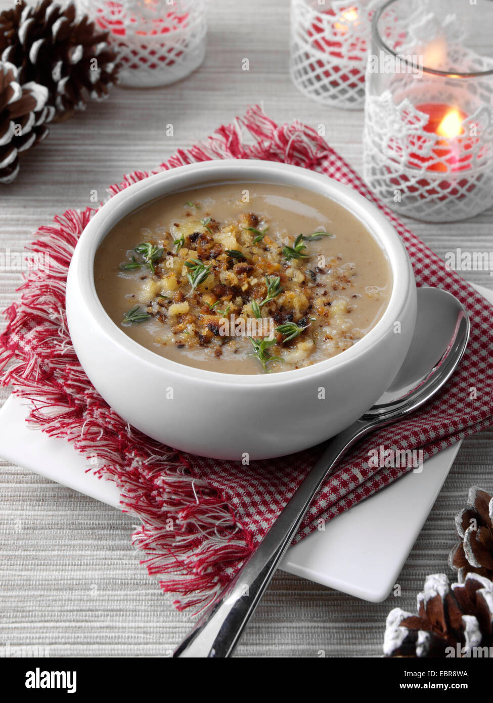 Kastaniensuppe Migas Richtfest Weihnachten Vorspeise Stockfoto