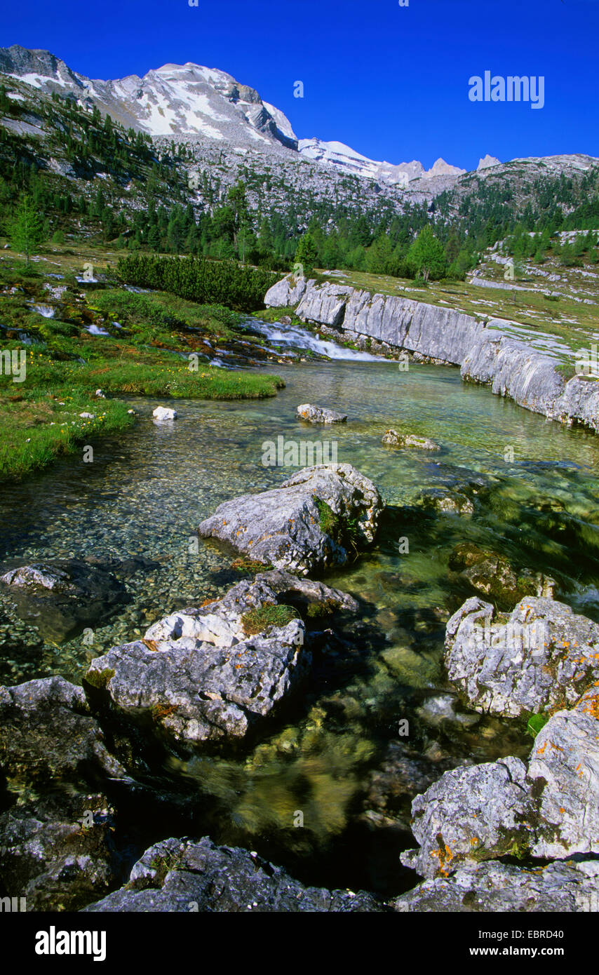Mountain Creek in der Nähe von Heiligkreuzkofel, Italien, Südtirol, Dolomiten Stockfoto