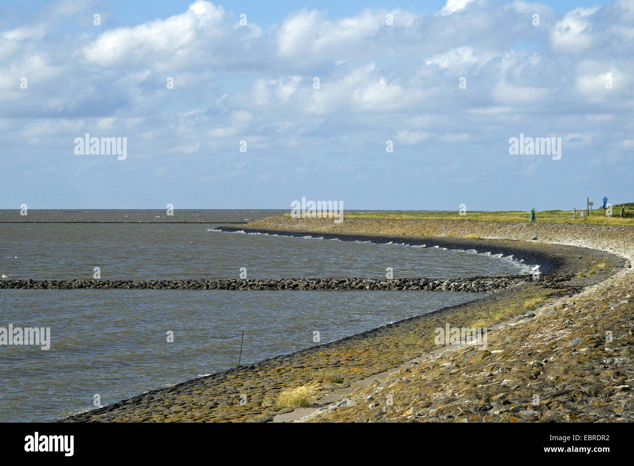 Küstenlinie Stabilisierung und Sporn Deiche bei Hochwasser in Dorum ...