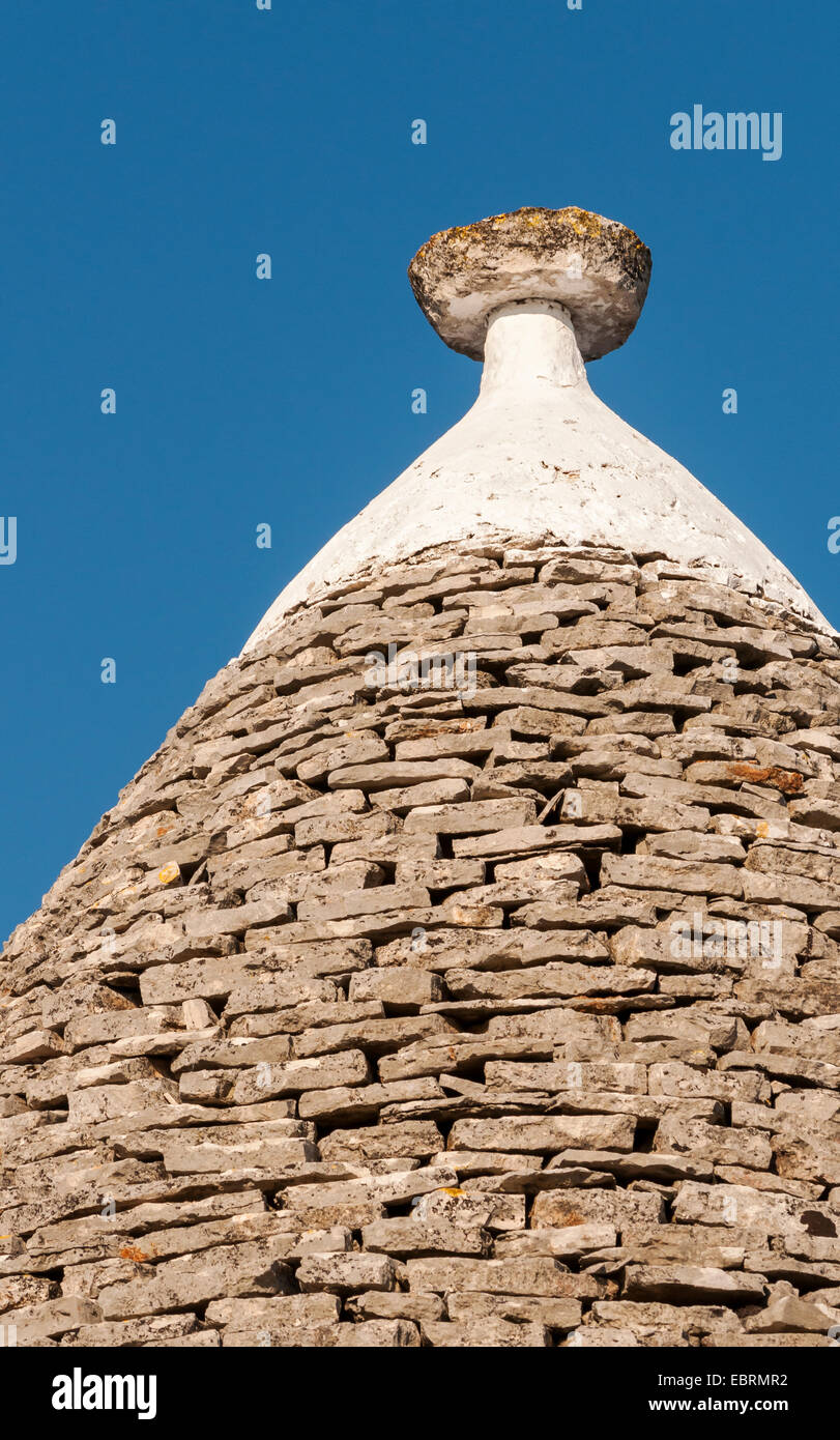 Nahaufnahme von Kegeldach Trullo, Alberobello Trulli Bezirk, Apulien, Italien Stockfoto