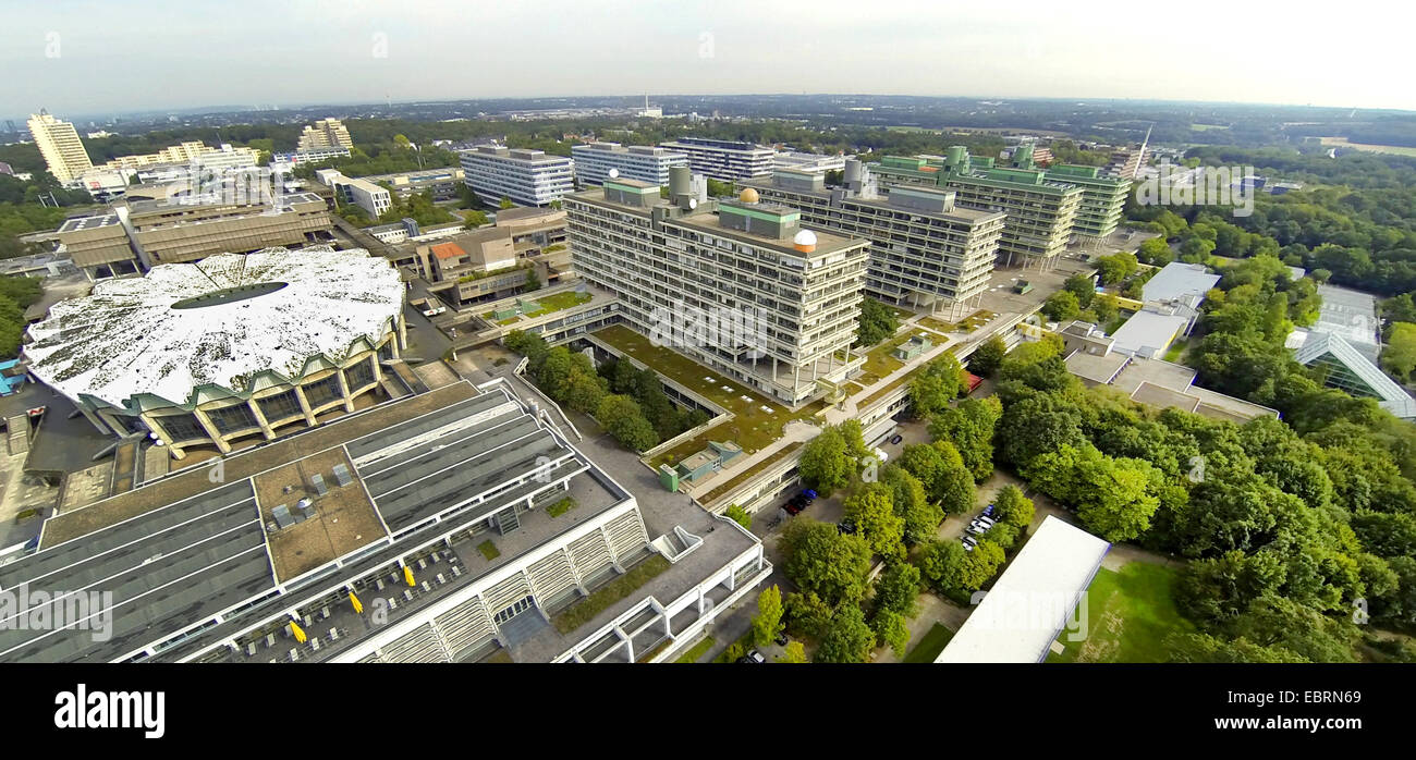 Luftaufnahme der Ruhr-Universität Bochum mit Mensa, Audimax, Natur- und Ingenieurwissenschaften, Bochum, Ruhrgebiet, Nordrhein-Westfalen, Deutschland Stockfoto