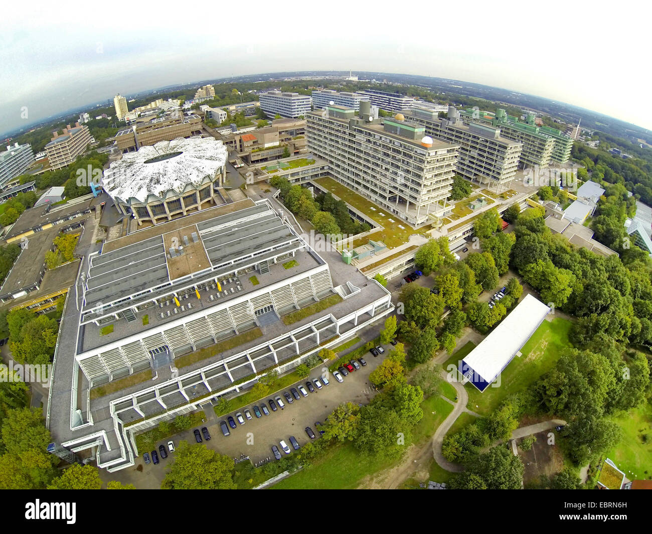 Luftaufnahme der Ruhr-Universität Bochum mit Mensa, Audimax, Naturwissenschaften, Botanic Garden und Ingenieurwissenschaften, Bochum, Ruhrgebiet, Nordrhein-Westfalen, Deutschland Stockfoto