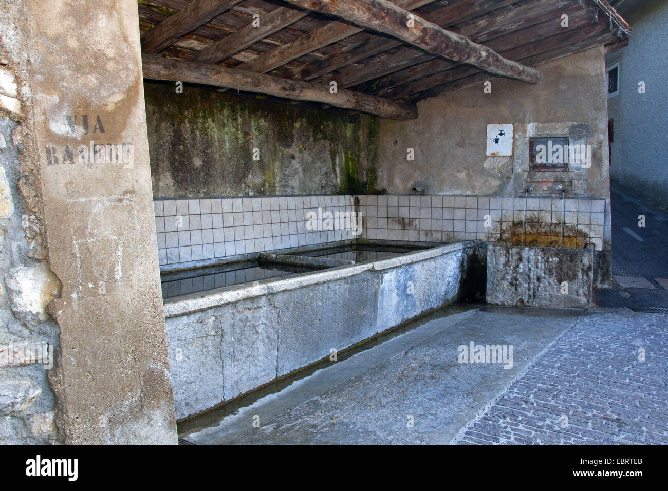 Toilette - Sasso am Gardasee, Italien, Brescia, Gargnano Stockfoto