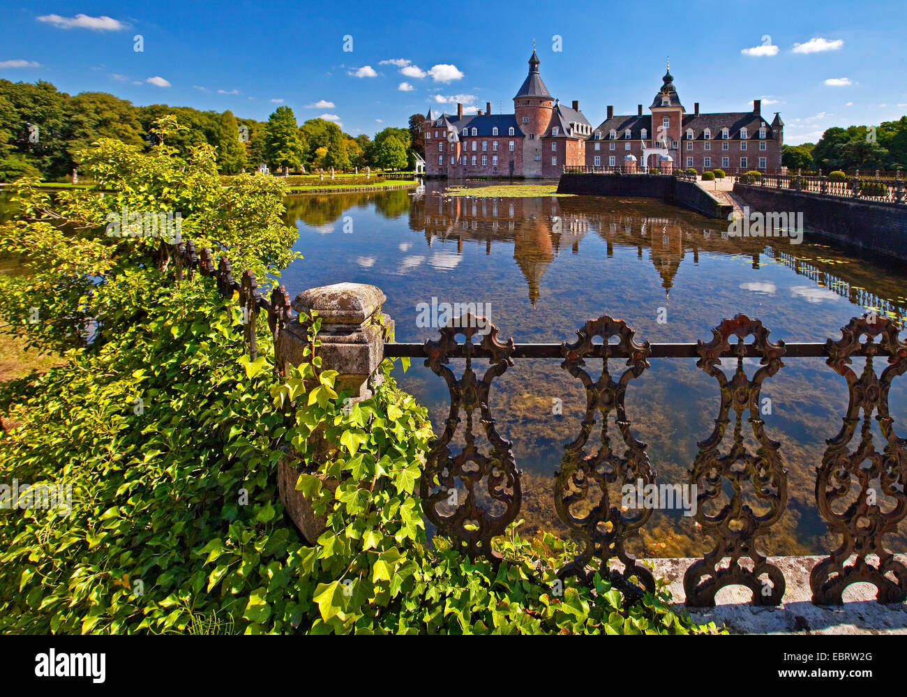 Grabenlöffel Schloss Anholt, Deutschland, Nordrhein-Westfalen, Münsterland, zurück-Anholt Stockfoto