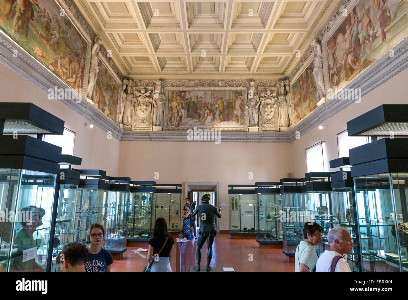 Vatikanstadt: Besucher in den Vatikanischen Museen. Foto vom 4. September 2014. Stockfoto