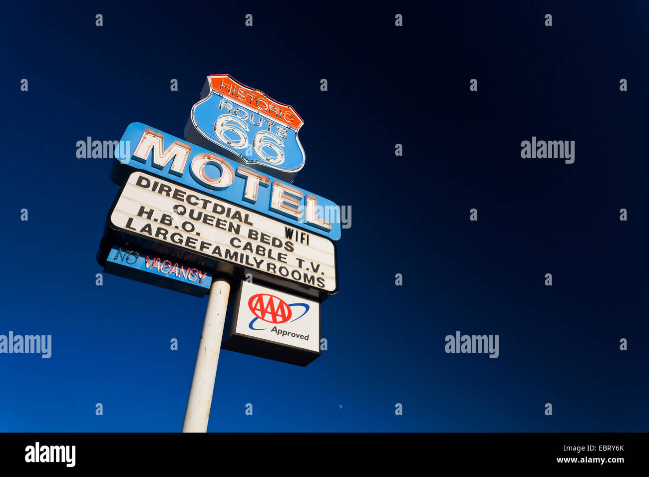 Motel unterzeichnen auf der historischen Route 66, Seligman, Arizona, USA Stockfoto