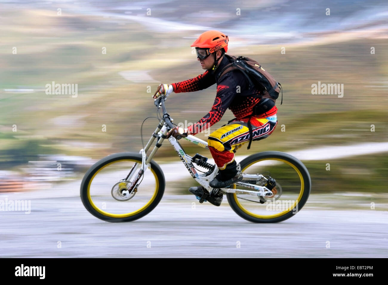 Mountainbiker, Geschwindigkeit, Frankreich, Savoie Stockfoto