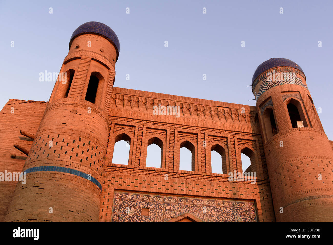 Ost-Tor in die Hitoric Stadt Ichan Qala, bereits, Usbekistan, Asien Stockfoto