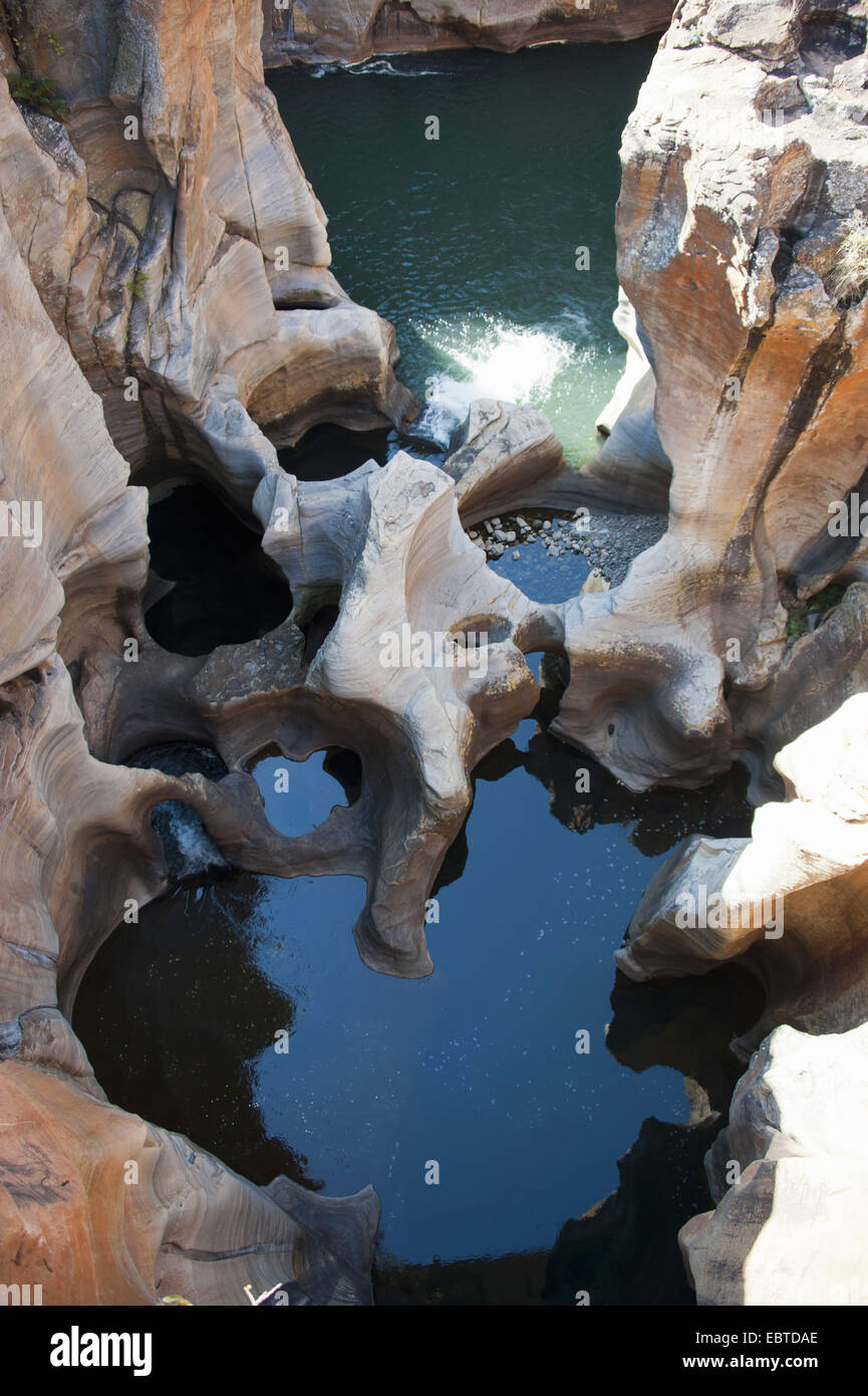 Bourke es Luck Potholes, berühmte zylindrisch oder Wasserkocher-wie Erosionen am Ufer des Treur River, South Africa, Mpumalanga Panorama Route, Graskop Stockfoto