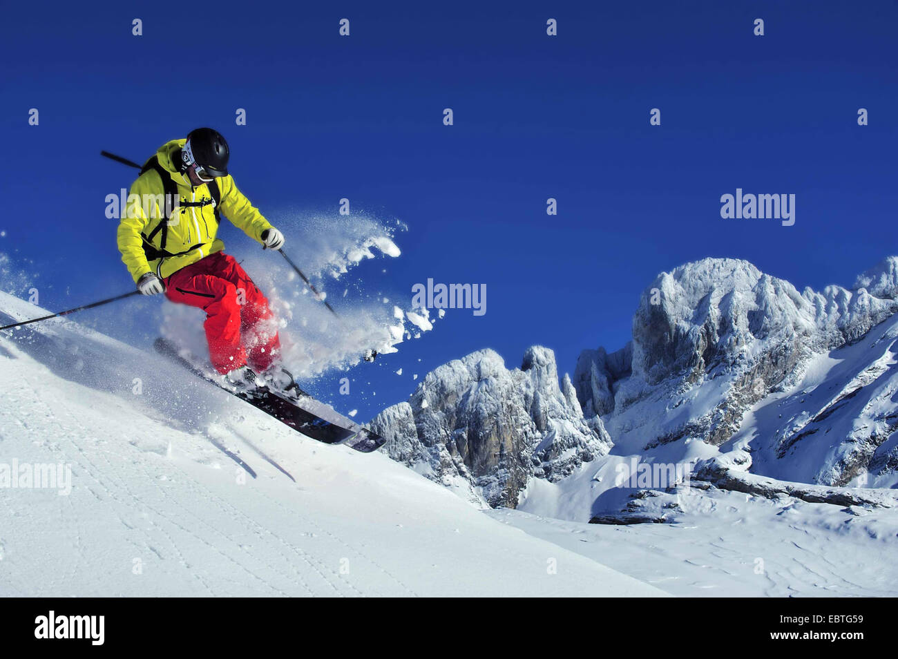 Skifahren in den Alpen, Savoie, Frankreich, Courchevel Stockfoto