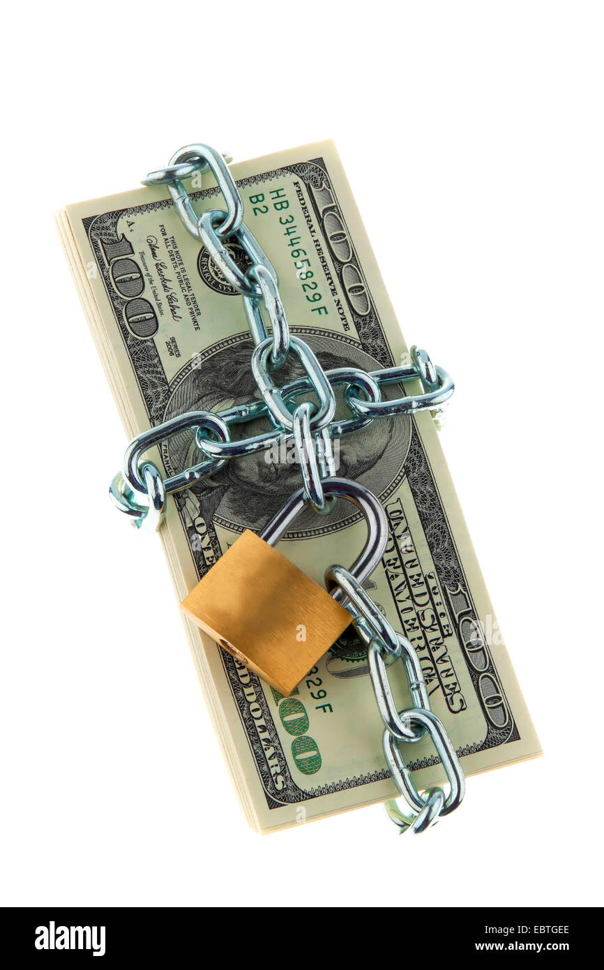 Kette und Vorhängeschloss um einen Stapel von US-Dollar Rechnungen - Symbol für sichere Investition Stockfoto