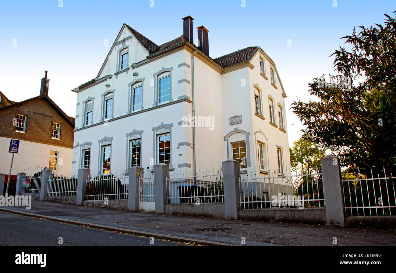 Villa um die Wende des Jahrhunderts, Witten, Ruhrgebiet, Nordrhein-Westfalen, Deutschland Stockfoto