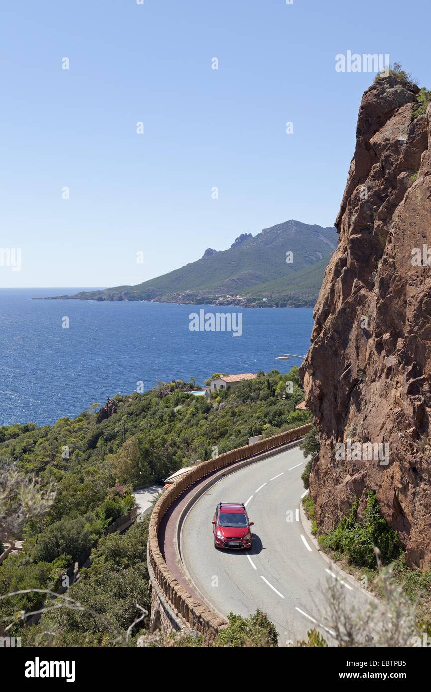 Küstenstraße in der Nähe von Miramar, Cap Roux, ´ Cote Azur, Frankreich Stockfoto