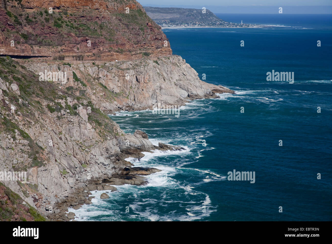 Atlantikküste in Chapmans Peak Drive, Südafrika, Western Cape, Kapstadt Stockfoto