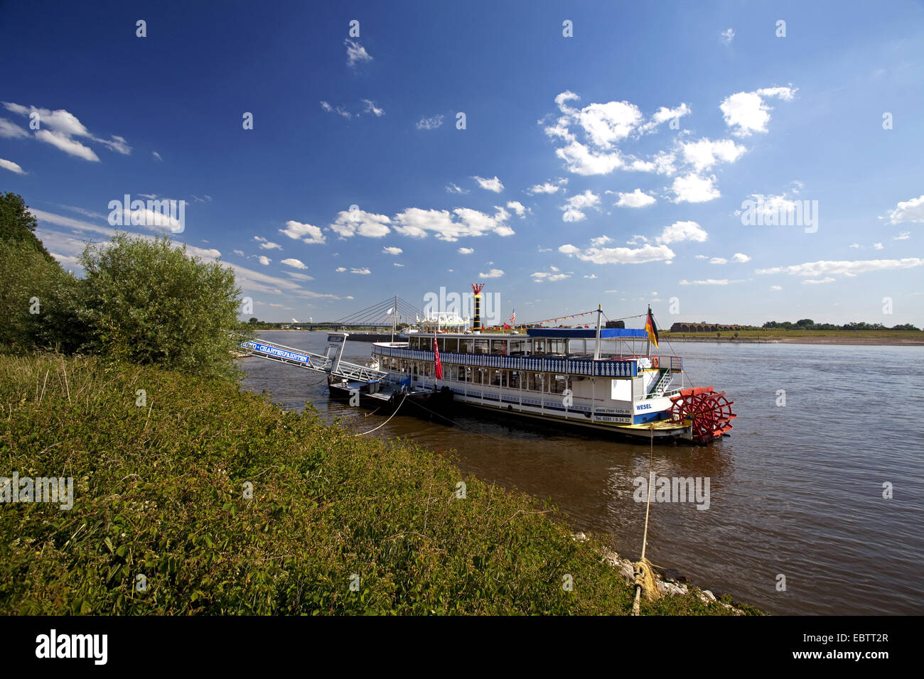 Ausflugsschiffe Riverlady am Rhein, Deutschland, Nordrhein-Westfalen, Ruhrgebiet, Wesel Stockfoto