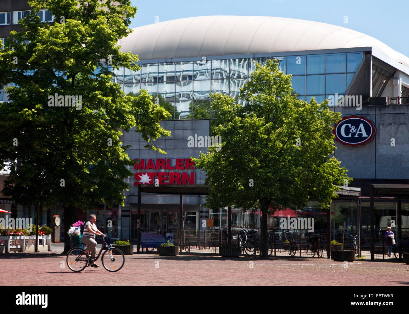 Vorderseite des shopping Center "Marler Stern", Deutschland, Nordrhein-Westfalen, Ruhrgebiet, Marl Stockfoto