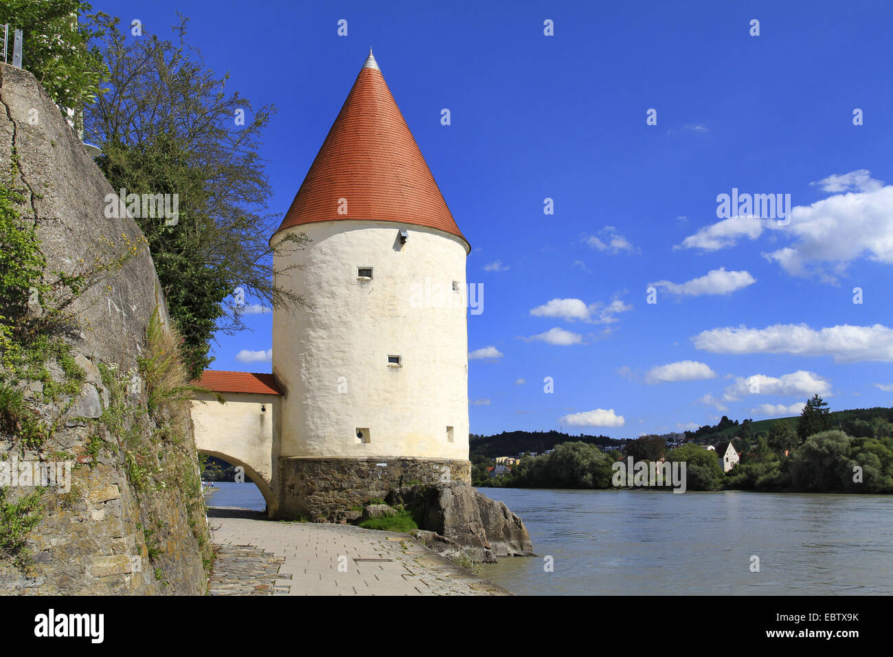 Turm Schaiblingsturm am Inn-Fluss, Deutschland, Bayern, Niederbayern, Niederbayern, Passau Stockfoto