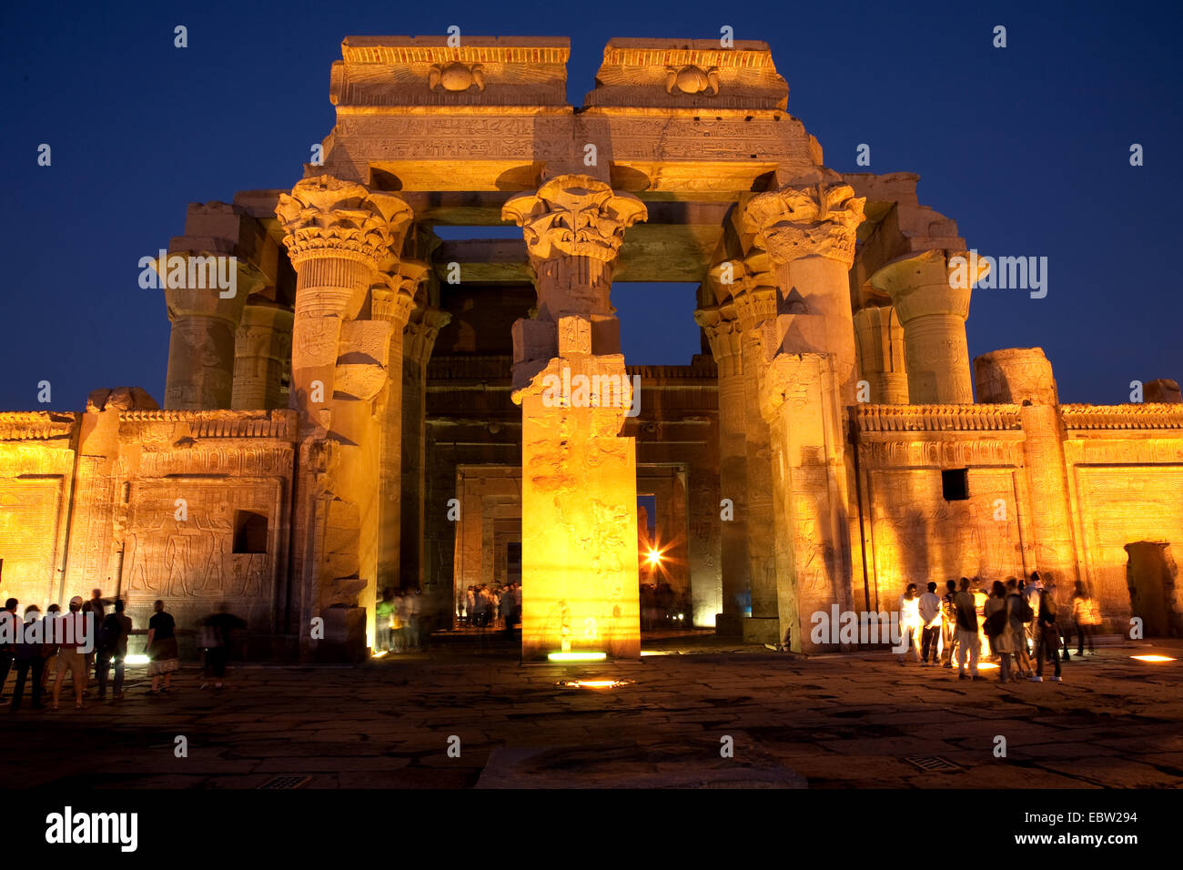 beleuchteten Tempel von Kom Ombo, Ägypten, Kom Ombo Stockfoto