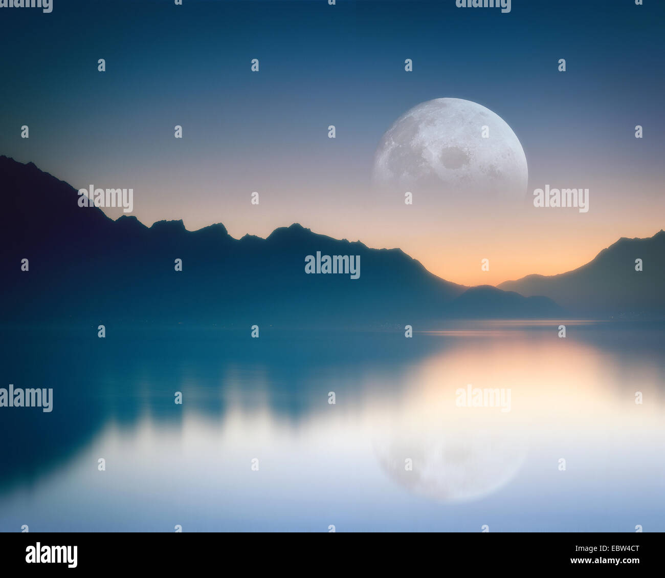 CH - Waadt: Mond über dem Genfer See Stockfoto