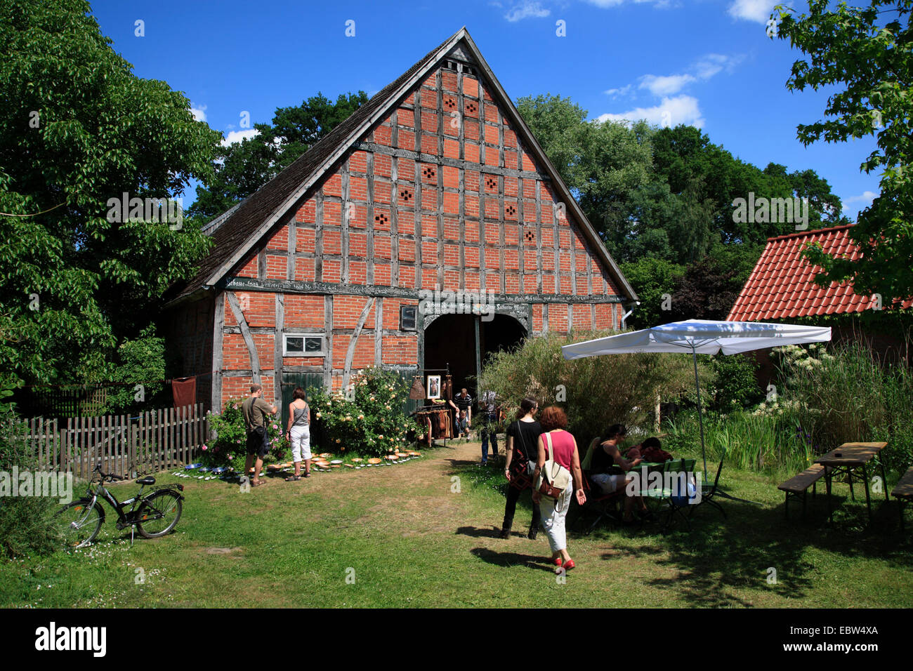 Kulturelle Landpartie, Dorf Luckau, Wendland, Niedersachsen