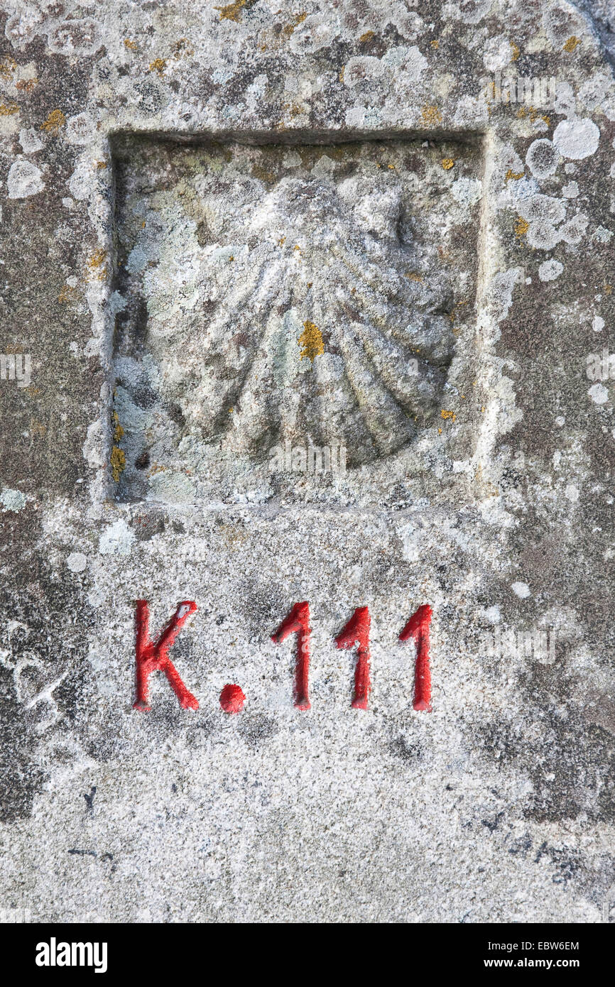Kilometer-Stein 111, Sarria, Lugo, Spanien, Galicien Stockfoto