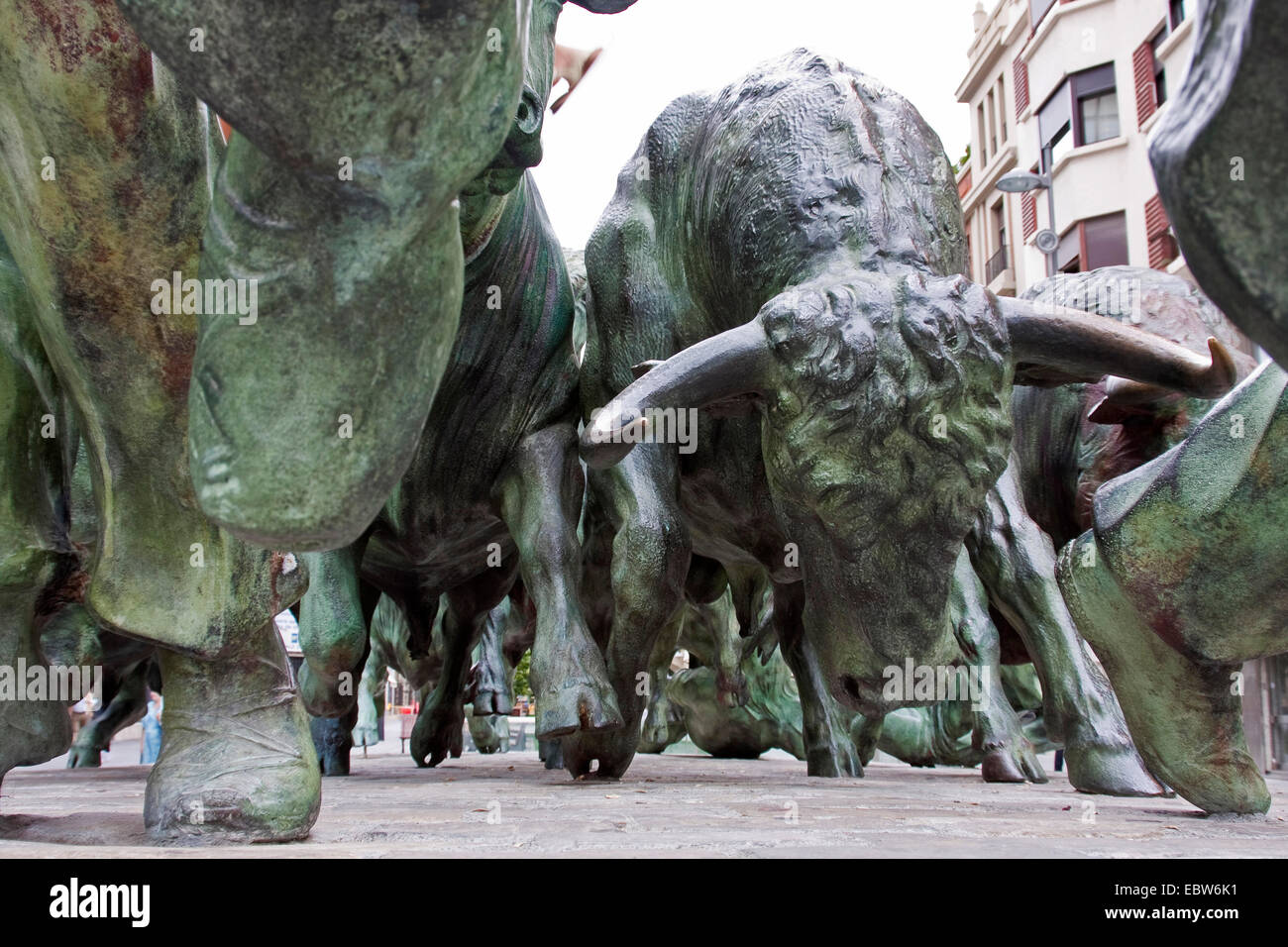 Ablauf der Bulls-Skulptur während der Sanfermines, Spanien, Baskisches Land, Navarra, Pamplona Stockfoto