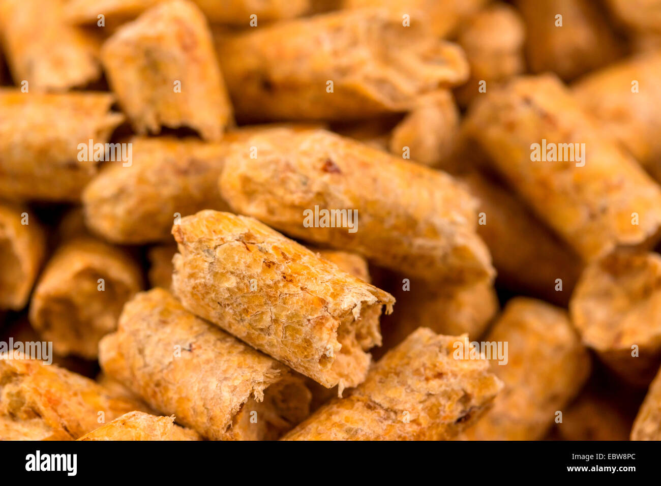 Pellets zum Heizen als alternative Energiequelle Stockfoto