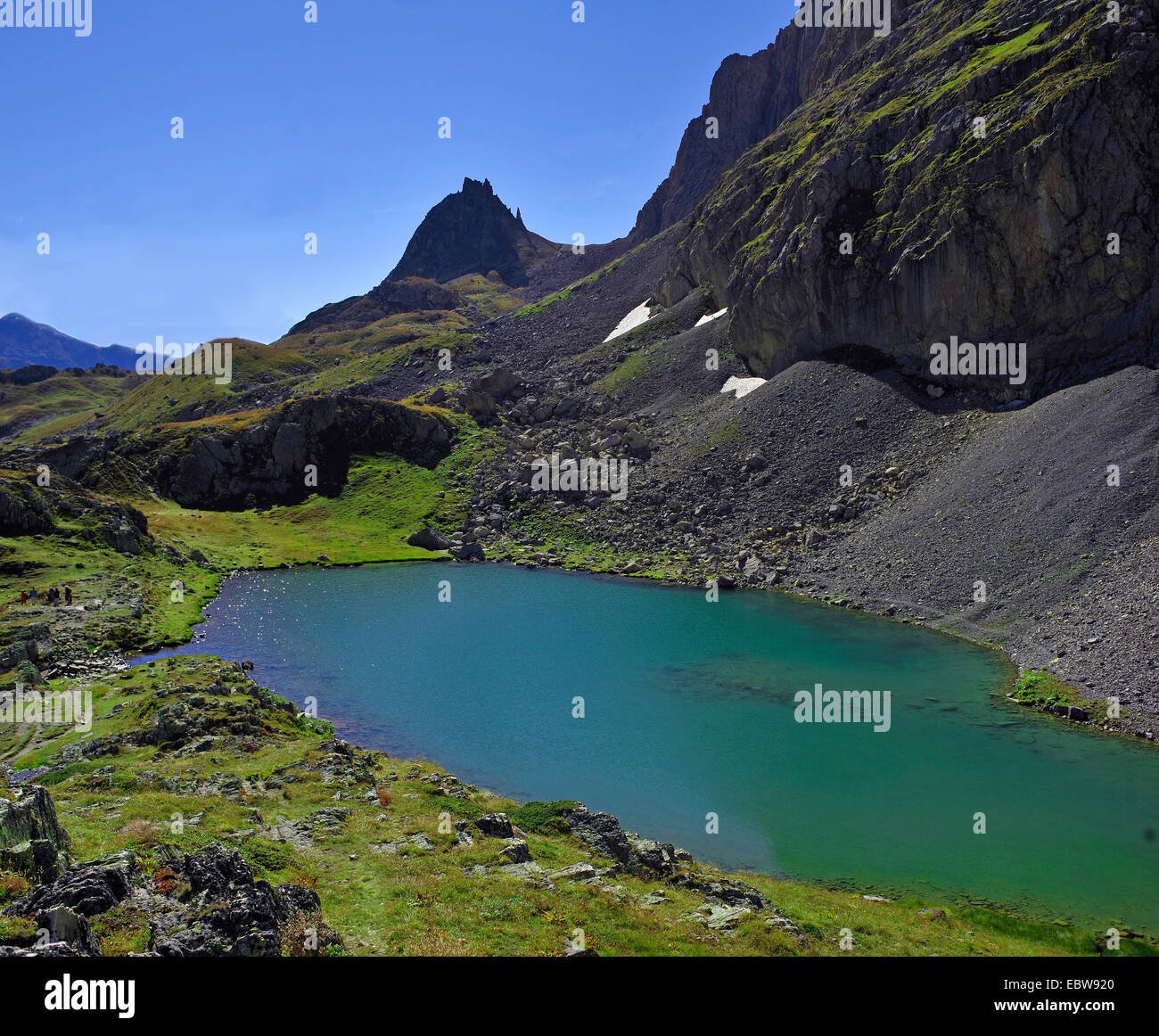 Lac au Col des Rochiles in Frankreich, Savoyen, Hautes-Alpes, Massif des Cerces, Briancon Valloire Stockfoto