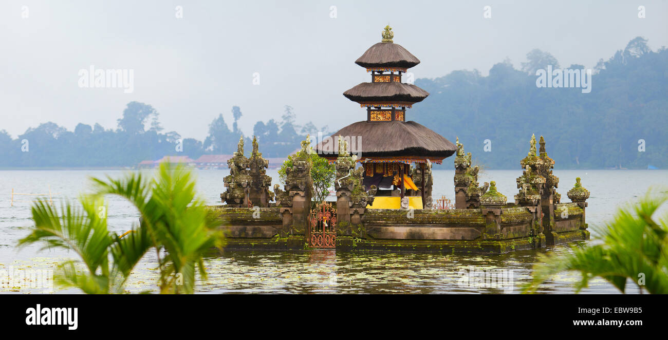 Tempel in Lake Bratan, Indonesien, Indonesien, Bali Stockfoto
