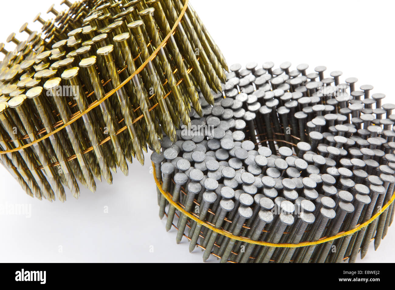 Hardware Nagel Pistole In Spule Pack Bundle Fur Druckluft Bolzenschussgerate Im Bereich Bau Und Verbesserungen Stockfotografie Alamy 