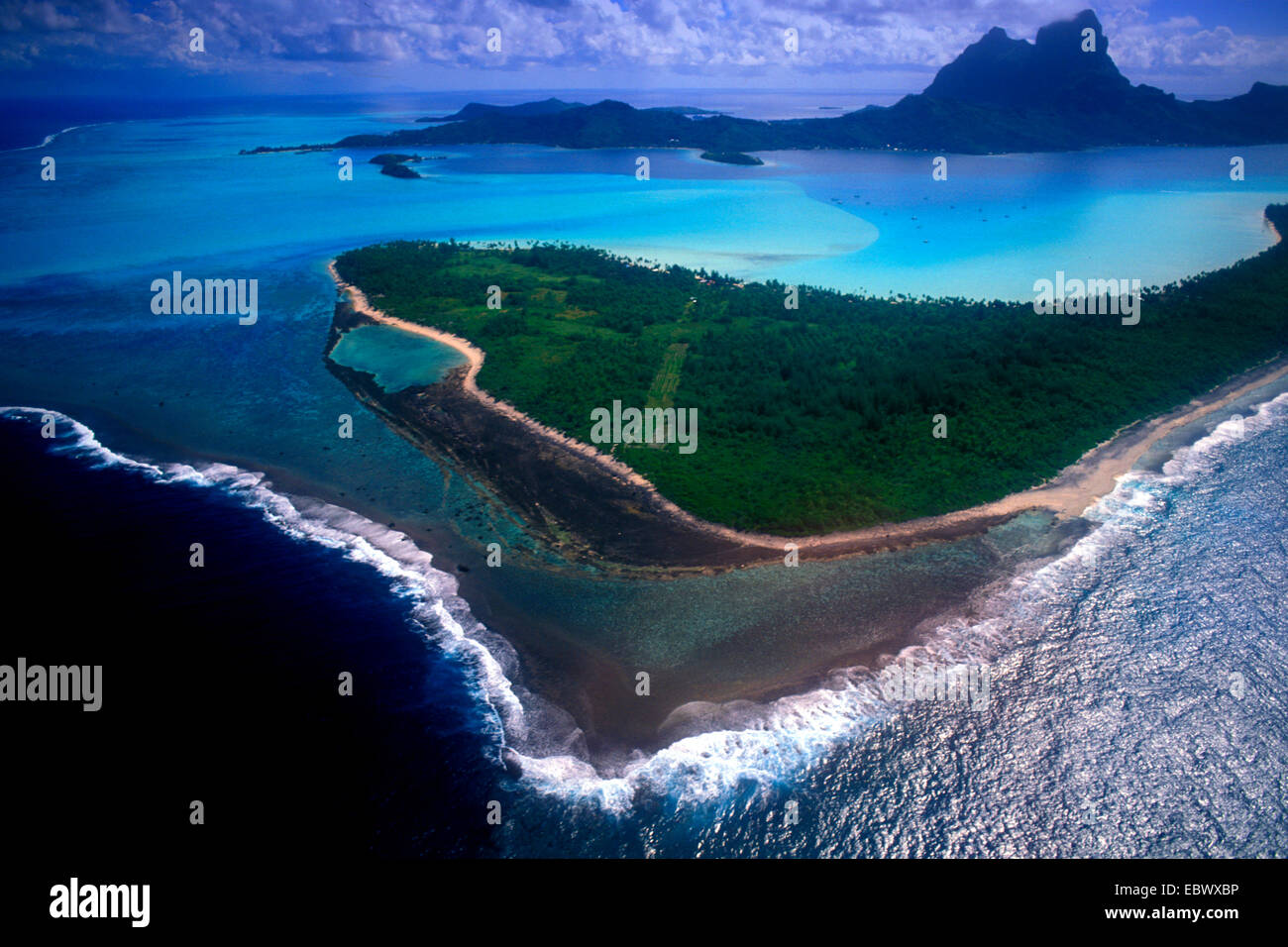 Luftaufnahmen von wunderschönen Inseln Französisch-Polynesien, Französisch-Polynesien, Tahiti, Bora Bora Stockfoto