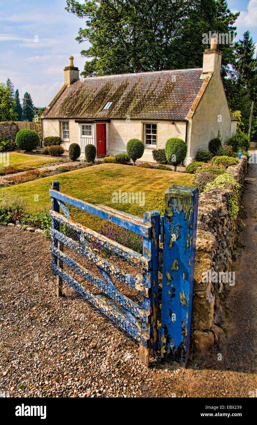 Typisches Haus in Schottisches Hochland in Cawdor, Großbritannien, Schottland, Cawdor Stockfoto