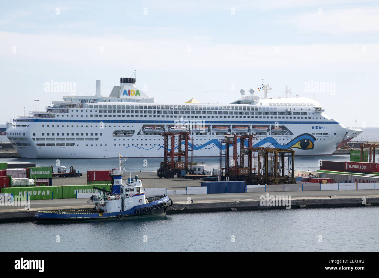 Kreuzer Aida im Hafen von Arrecife, Lanzarote Stockfoto