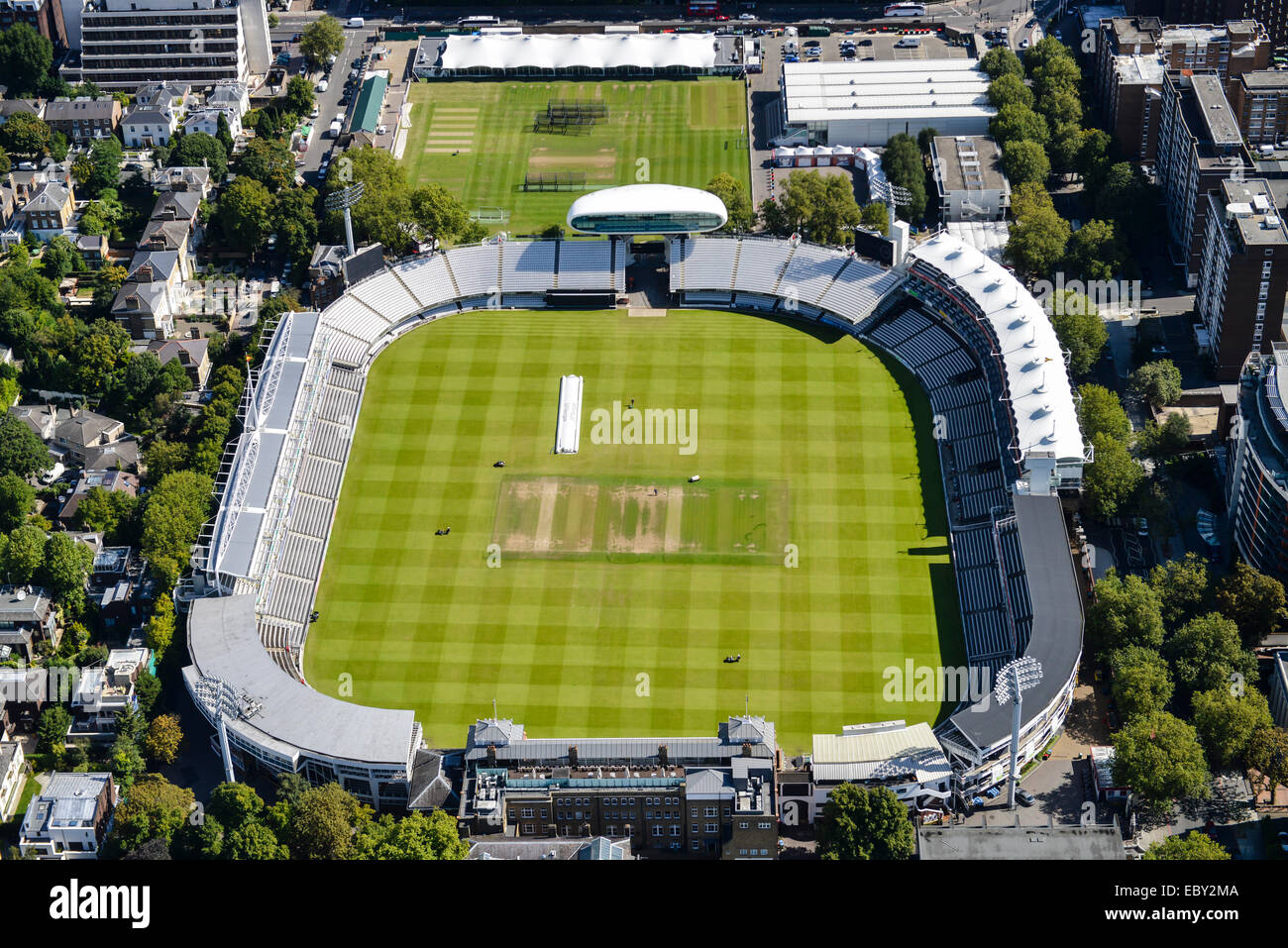 Eine Luftaufnahme des Lords Cricket Ground, Heimat des Cricket St. John's Wood, London Stockfoto