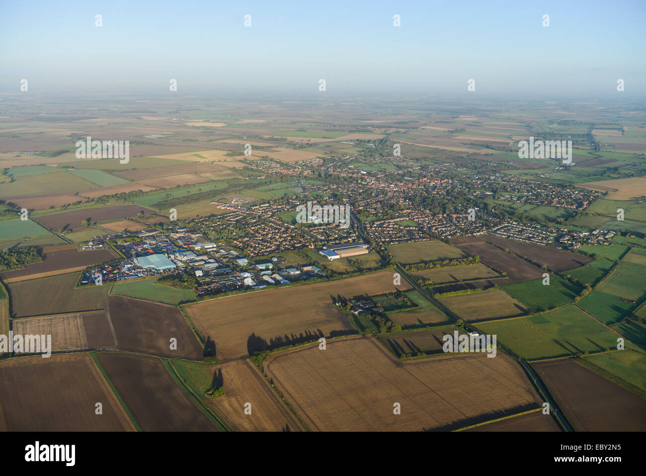 Eine Luftaufnahme des Lincolnshire Markt Stadt Horncastle und Umland Stockfoto