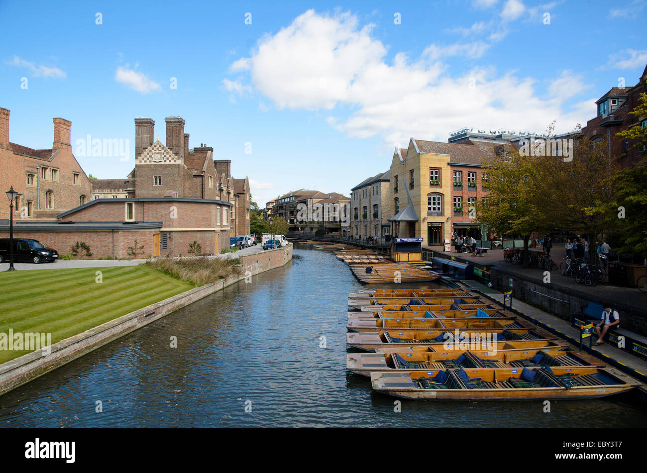 Stocherkähne auf dem Fluss Ram-Cambridge, England Stockfoto