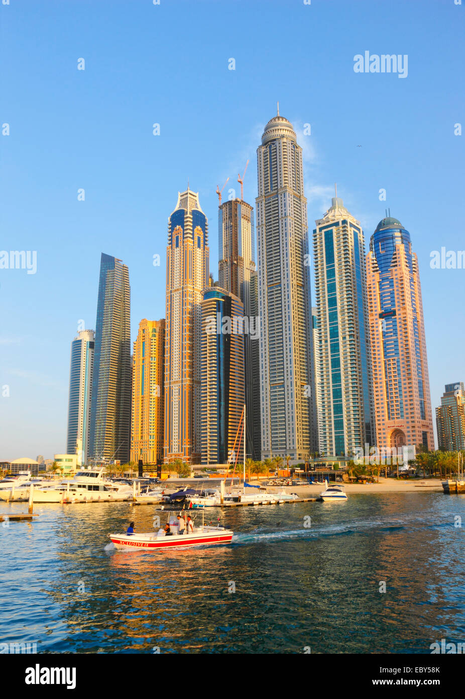 Jachthafen von Dubai waterfront Stockfoto