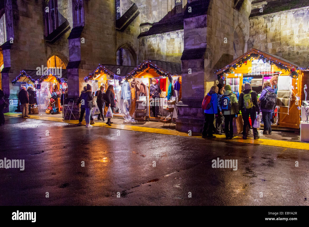 Winchester Cathedral Christmas Market, Hampshire, England, Großbritannien. Stockfoto