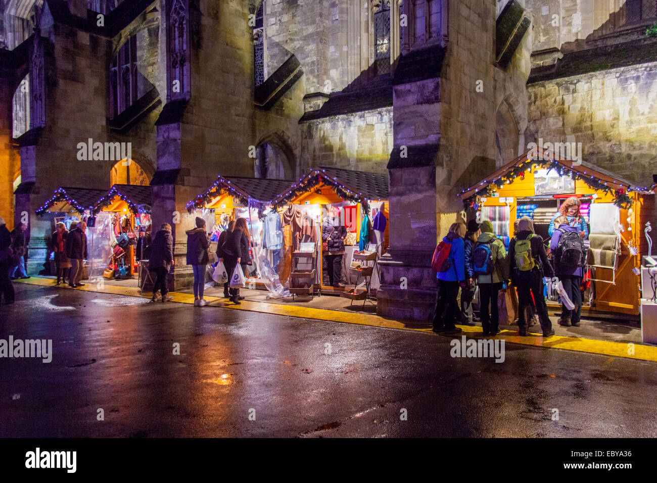 Winchester Cathedral Christmas Market, Hampshire, England, Großbritannien. Stockfoto