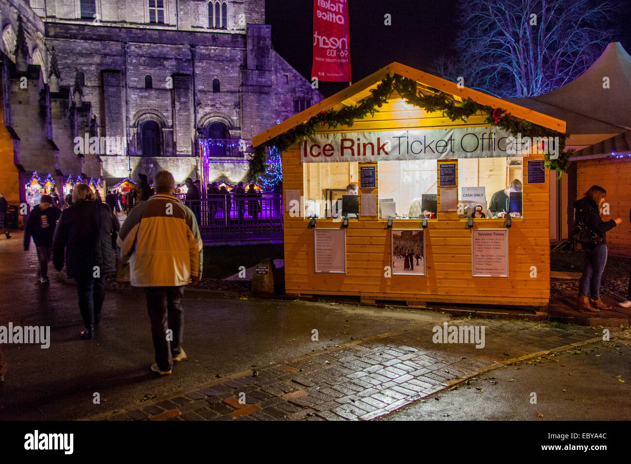 Winchester Cathedral Christmas Market, Hampshire, England, Großbritannien. Stockfoto