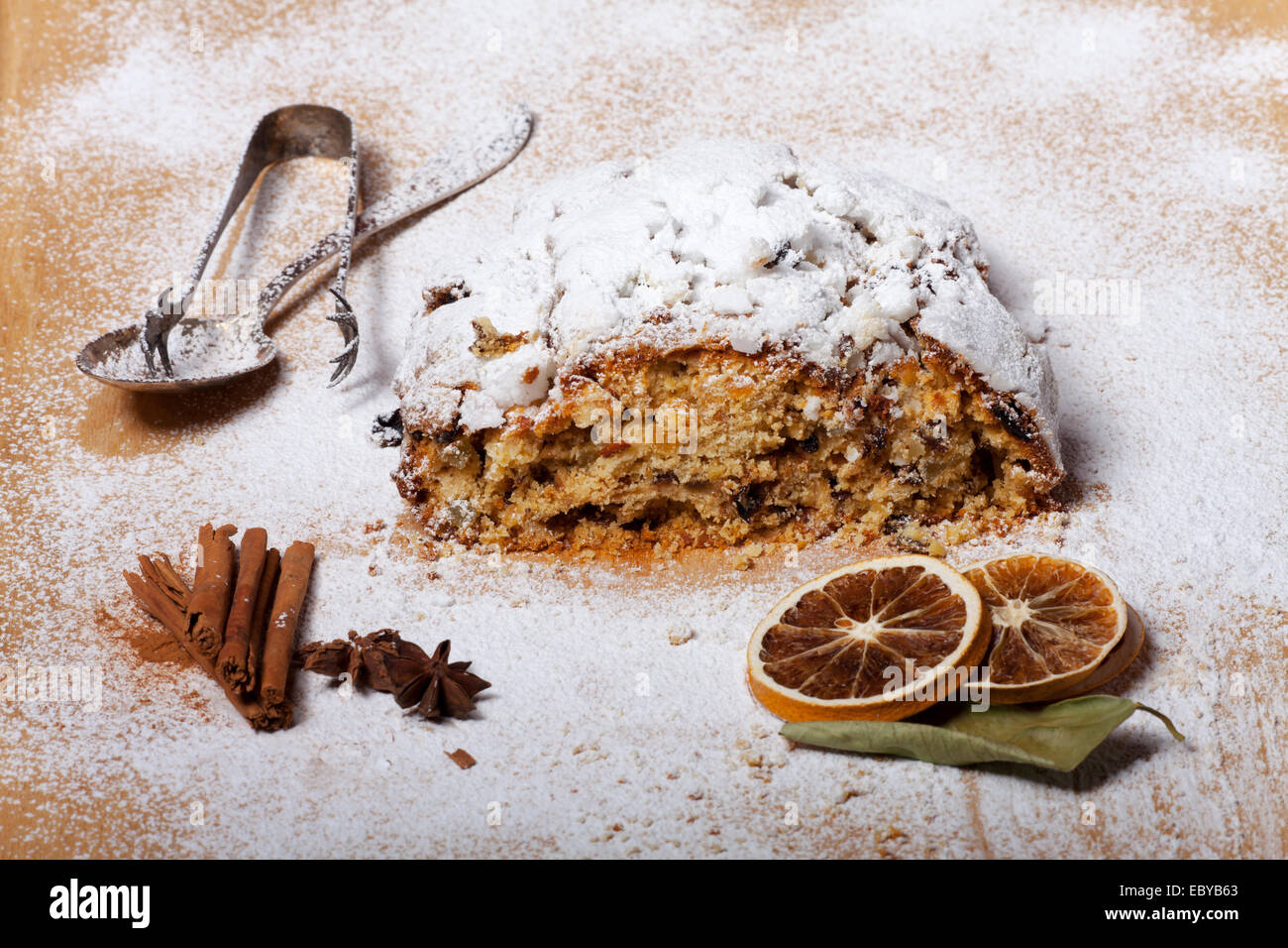 Stollen lebkuchen plätzchen -Fotos und -Bildmaterial in hoher Auflösung ...