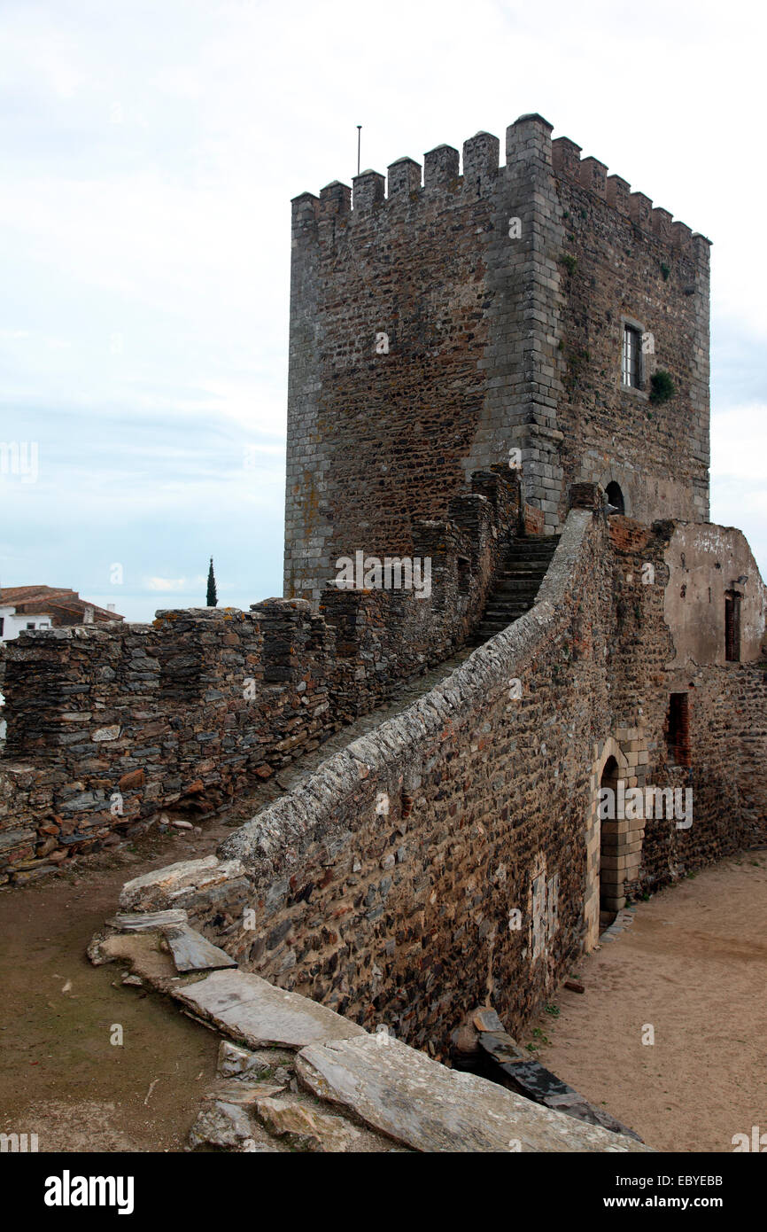 Monsaraz Burg im Alentejo Portugal. Stockfoto