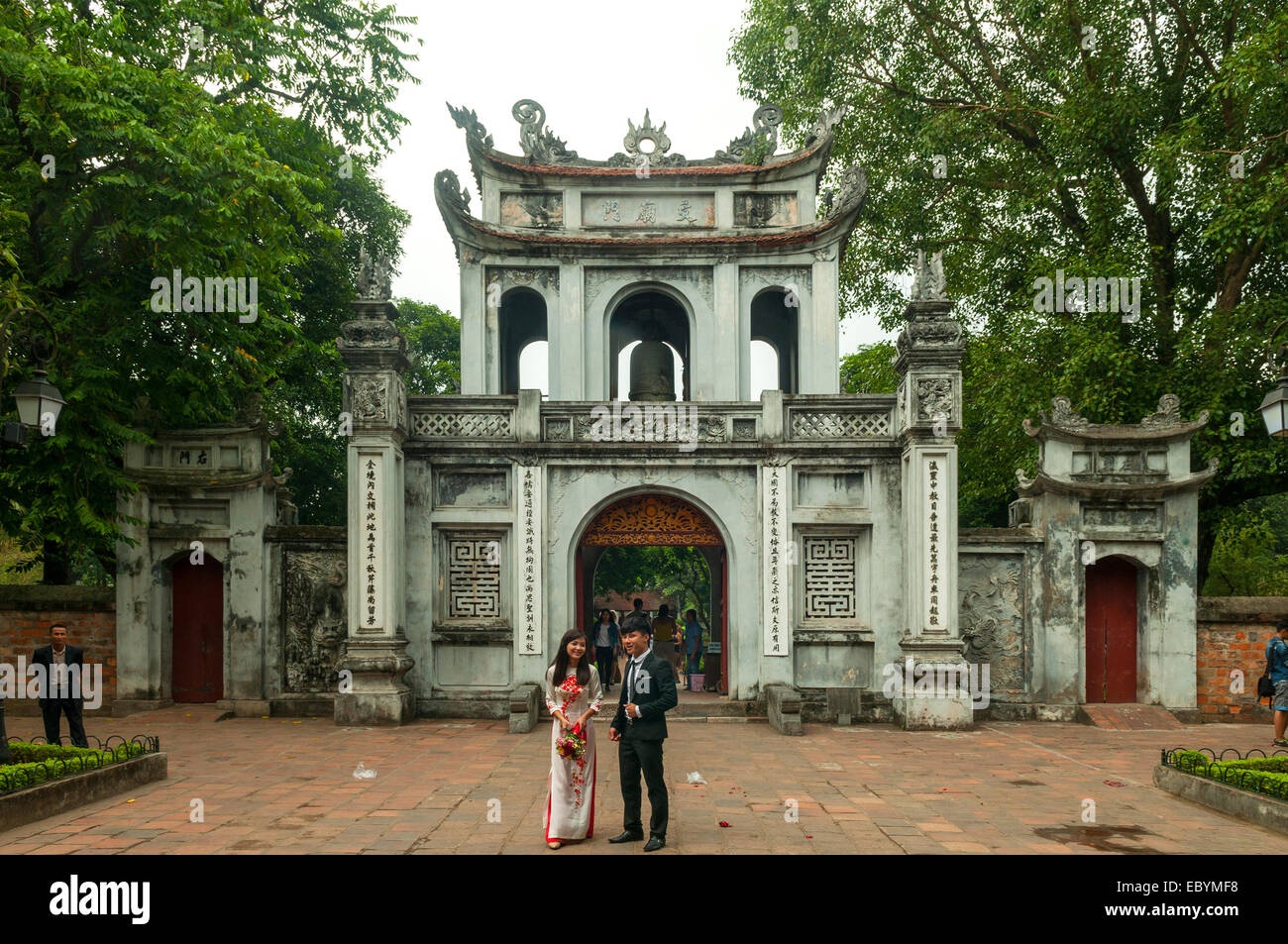 Eingang zum Tempel der Literatur, Hanoi, Vietnam Stockfoto