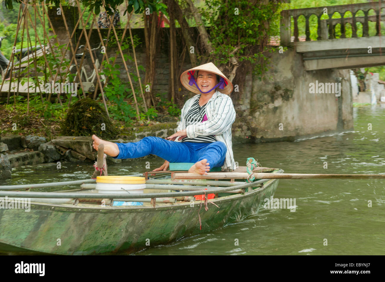 Rudern, Boot, vietnamesischen Stil, Tam Coc, Vietnam Stockfoto