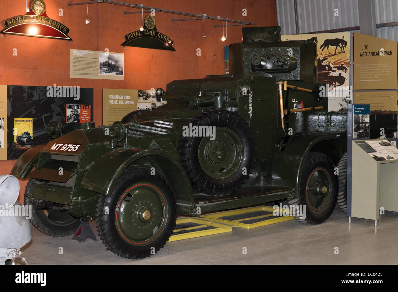 Die Exponate im Tank Museum Bovington Dorset England UK Lanchester Mark 2 gepanzerte Autos Stockfoto