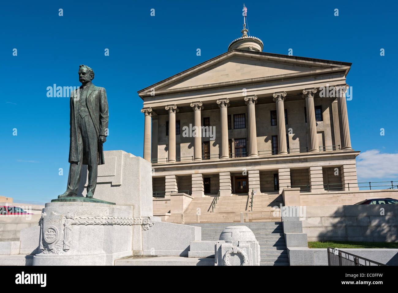 Nashville, Tennessee State Capitol Building, Statue von Edward W. Carmack, US-Senator 1901-1907 Stockfoto